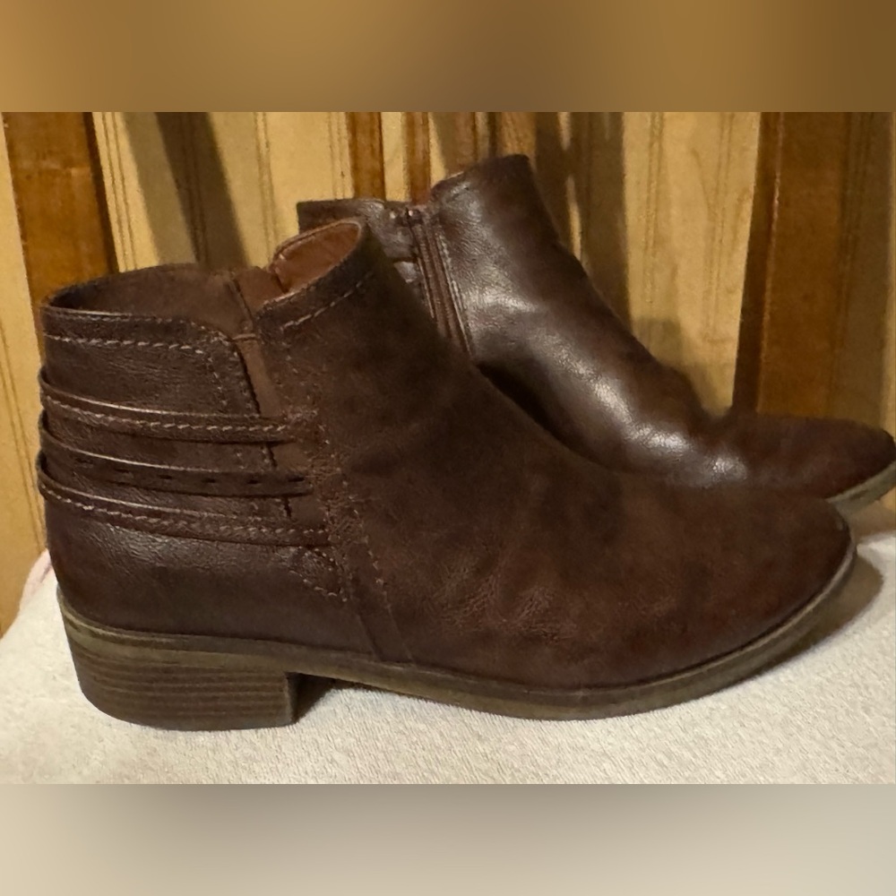 Maxwells Sz 7.5 Brown Leather Ankle Boots GUC😊😊